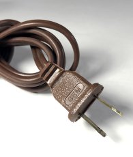 画像5: 1950-60's "Extension Cord" Bakelite 3-Outlet (5)