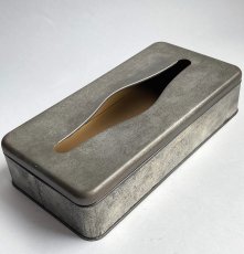 画像2: 1950's "SHABBY" Steel/TinTissue box (2)