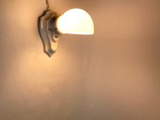 画像5: 1920's Art Deco "Porcelain＆Milk Glass" Bathroom Lamp (5)