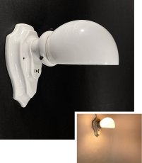 画像1: 1920's Art Deco "Porcelain＆Milk Glass" Bathroom Lamp (1)