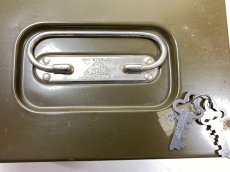 画像2: 1940's "ASCO NEW YORK" Steel Safety Box with Key (2)