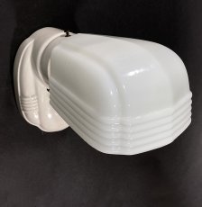 画像6: 1930-40's Art Deco Porcelain Bathroom Lamp (6)