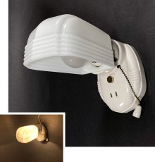 画像1: 1930-40's Art Deco Porcelain Bathroom Lamp (1)