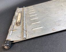 画像5: 1940's "Machine Age" Aluminum Riveted BINDER  【DASHMETAL PRODUCTS CO.  BROOKLYN  N.Y. 】 (5)