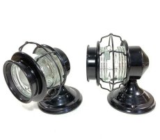 画像4: 【Dead-Stock】 -＊残り1台＊-  1940〜50's "Caged" Outside Porch Lamp  - w/ Original U.S. Pat. Tags -  (4)