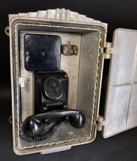 画像9: 1930-50's “CEECO”  Cast Aluminum Railway Telephone Callbox  【ちょ〜特大です。】 (9)