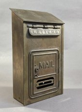 画像2: 1920-30's "CORBIN LOCK CO." Brass Wall Mount Mail Box (2)