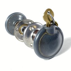 画像2: 【Spin-Lock !!】1910-30's "Oddball" Door Knob  (2)