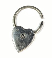 画像4:  1940's  ♡Heart Shaped♡ Advertising Key Ring  (4)