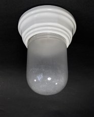 画像2: 【REPRODUCT】 Porcelain "Moisture Proof" Bathroom Lamp (2)