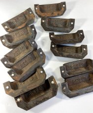 画像5: 1910's "Victorian" Cast Iron pull handles  【12-sets】 (5)