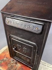 画像5: ☆CORBIN LOCK CO.☆ 最古モデル！！ 1900-10's Brass Wall Mount Mail Box with Newspaper Holder (5)