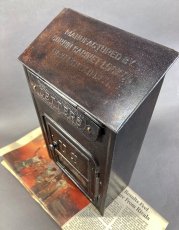 画像2: ☆CORBIN LOCK CO.☆ 最古モデル！！ 1900-10's Brass Wall Mount Mail Box with Newspaper Holder (2)