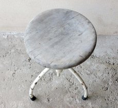 画像4: 1940-50's “SHABBY” Stool from GERMANY (4)