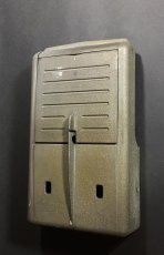 画像2: 1940-50's "STREAMLINE" Cast Metal Wall Mount Mail Box (2)