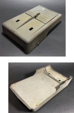 画像4: 1940-50's "STREAMLINE" Cast Metal Wall Mount Mail Box (4)