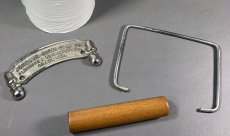 画像3: 1900-20's 【Johnson Rowe Daly Co.】 Cast Brass Toilet Paper Holder (3)