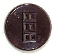 画像2: ☆ Art Deco ☆ 1930's【General Electric】“ROUND” Bakelite Outlet  【デッドストック - 5個セット】 (2)