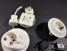 画像2: 1950's "GERMANY" Bakelite Outlet & Plugs (2)