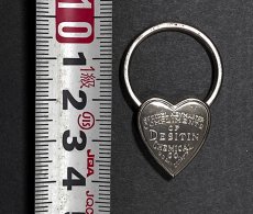 画像5:  1940's  ♡Heart Shaped♡ Advertising Key Ring  (5)