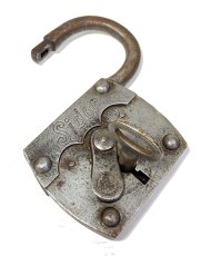 画像3: Cast Iron Padlock (3)