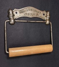 画像1: 1900-20's 【ADVERTISING】 Cast Brass Toilet Paper Holder (1)