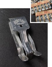 画像1: 1940's “Bradley's Clothes Pins” Aluminum Clothes Pins  【残り5個】 (1)