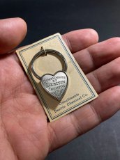 画像5:  1940's  ♡Heart Shaped♡ Advertising Key Ring  【DEAD-STOCK】 (5)