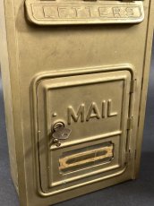 画像6: 1920-30's "CORBIN LOCK CO."  Brass Wall Mount Mail Box  【鍵付き】 (6)