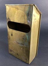 画像9: 1920-30's "CORBIN LOCK CO." Brass Wall Mount Mail Box (9)