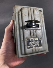 画像1: 1930's【American Electric】Wall Mount Switch Box (1)