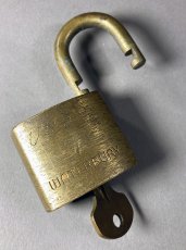 画像2: Brass Padlock (2)