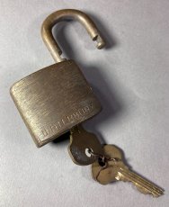 画像2: Brass Padlock (2)