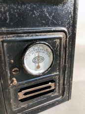 画像3: 【CORBIN LOCK CO.】 1910-20's Brass Wall Mount Mail Box with Thermometer (3)