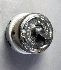 画像1: 1920-30's   【STD.ELEC.MFG.CO.】  Nickel Plated Wall Toggle Switch  【Dead-Stock】 (1)