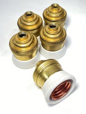 画像1: 【残り3個 - デッドストック】 "E26" French Made Brass & Porcelain Lamp Socket  -＊残り4個＊- (1)