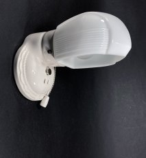 画像4: 1930-40's Art Deco Porcelain Bathroom Lamp (4)