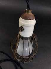 画像5: Early-1930's  Porcelain Pull-Chain Socket  w/ Steel TroubleLight Cage w/ Hook (5)