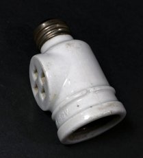 画像1: 【処分品】  1920-30’s Porcelain Socket Adapter w/ Outlets (1)