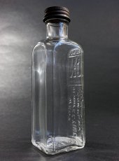 画像4: 1910-20's "West Disinfecting Co. N.Y." Glass Bottle (4)