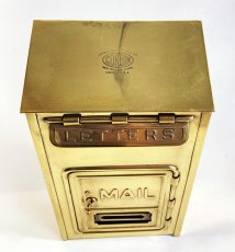 画像5: -＊Polished＊-  1920-30's "CORBIN LOCK CO."  Brass Wall Mount Mail Box (5)
