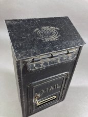 画像2: 1920-30's "CORBIN LOCK CO." Brass Wall Mount Mail Box (2)