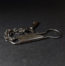 画像2: 1920-30's "DARLING'S" Advertising Key Ring (2)