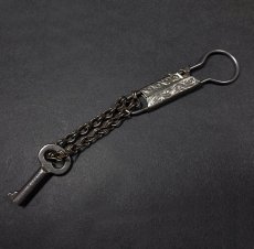 画像2: 1920-30's "DARLING'S" Advertising Key Ring (2)