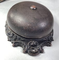 画像4: 1880-1900's Cast Iron Doorbell (4)