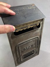 画像5: 1920-30's "CORBIN LOCK CO." Brass Wall Mount Mail Box (5)