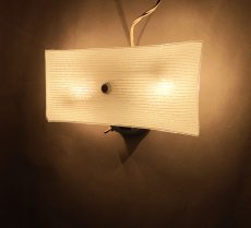 画像2:  1950-60’s “Mid-Century” Glass Shade Bathroom Sconce (2)