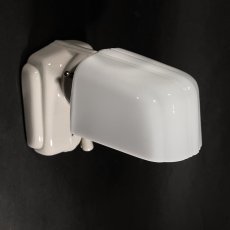 画像4: 1930-40's Art Deco Porcelain Bathroom Lamp (4)