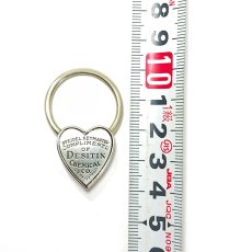 画像6:  1940's  ♡Heart Shaped♡ Advertising Key Ring  (6)