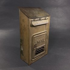 画像2: 1920-30's "CORBIN LOCK CO." Brass Wall Mount Mail Box (2)